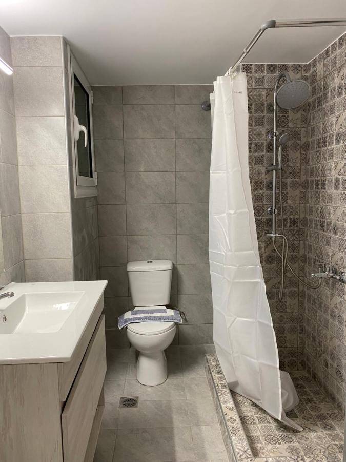 Galaxy Home Spacious&Renovated Apartment Atenas Exterior foto